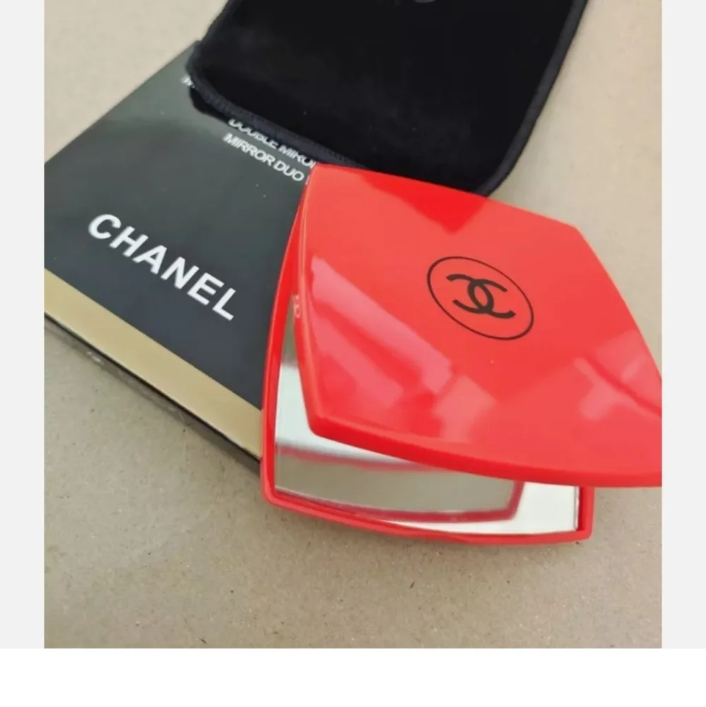 Chanel Compact Mirror Red - Picture 2 of 4